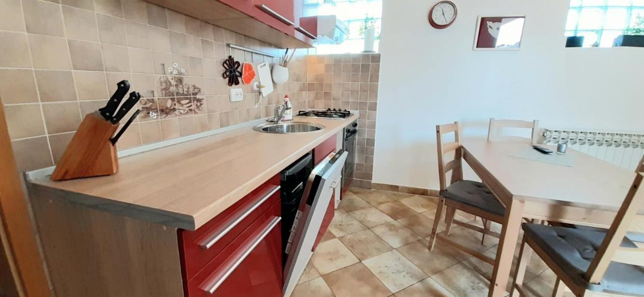 Apartment Monte Zaro Pula Exterior photo